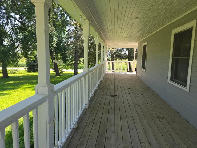 $659,900 | 9085 Acorn Avenue, Plato, MN 55370