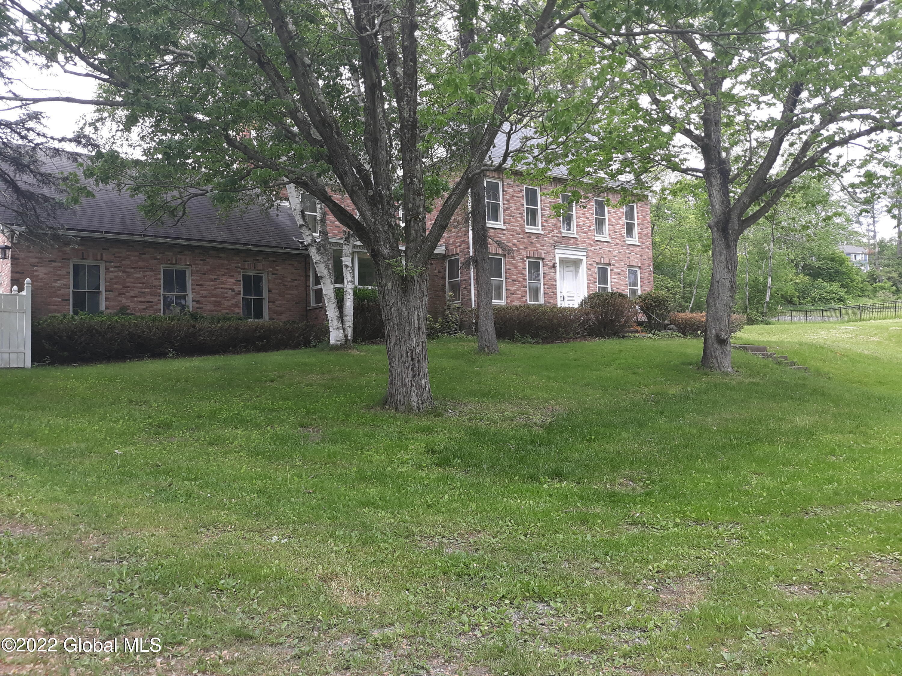 3186 Rosendale Road Niskayuna, NY 12309 - Photo 2 of 34 House Primary