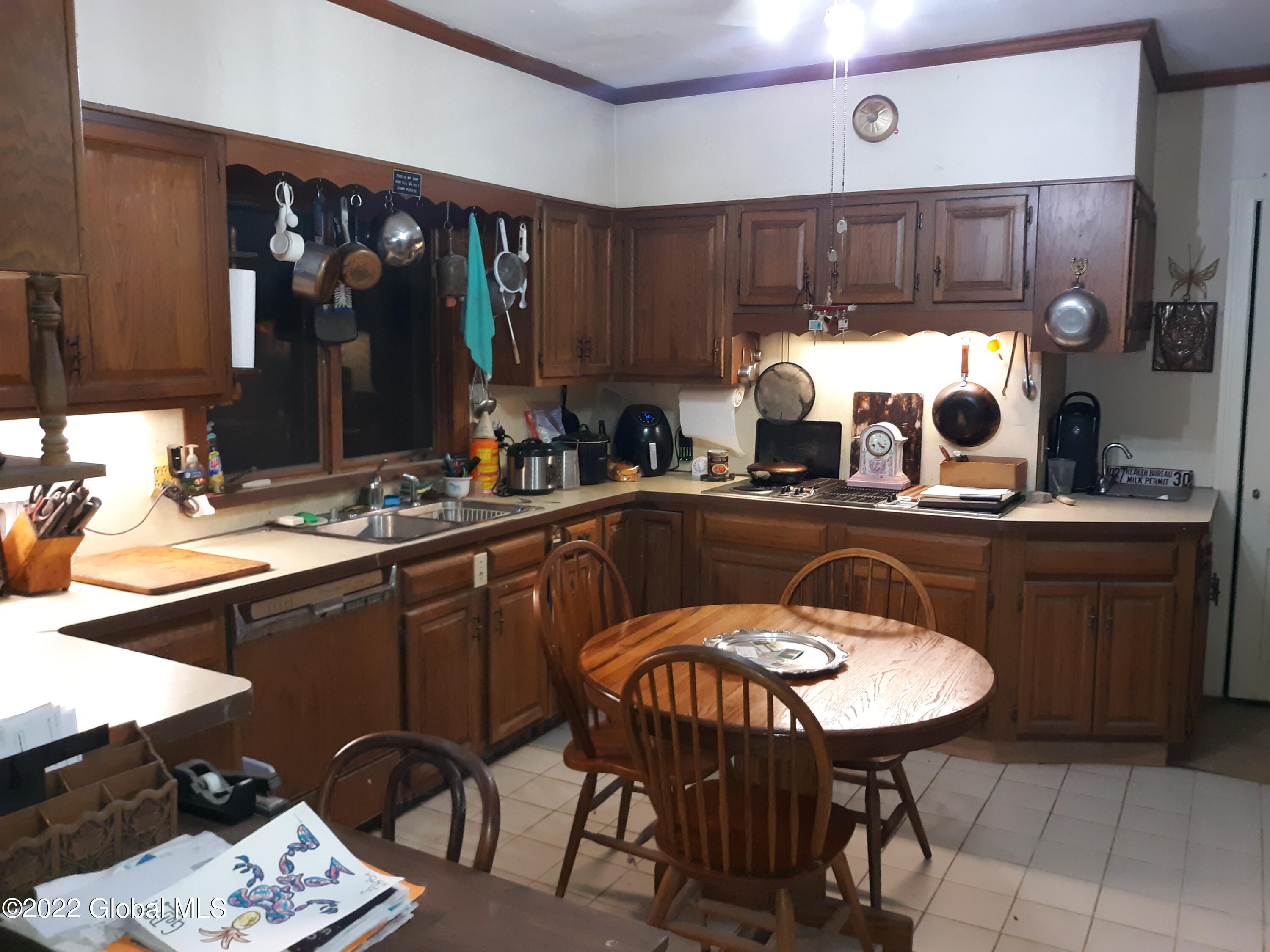 3186 Rosendale Road Niskayuna, NY 12309 - Photo 32 of 34 20220226_182443