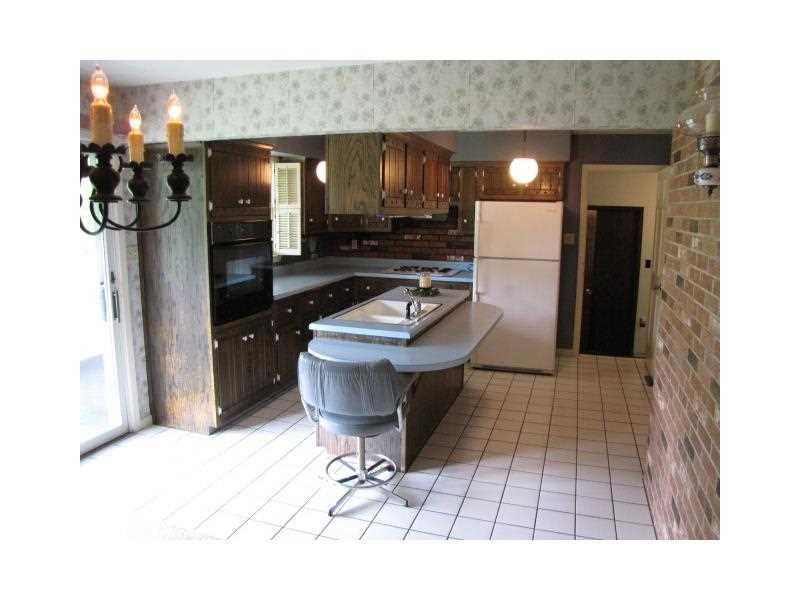 190 Reesedale Road Kittanning, PA 16201 - Photo 7 of 12 Kitchen. Plenty of cabinet and counter space in the kitchen