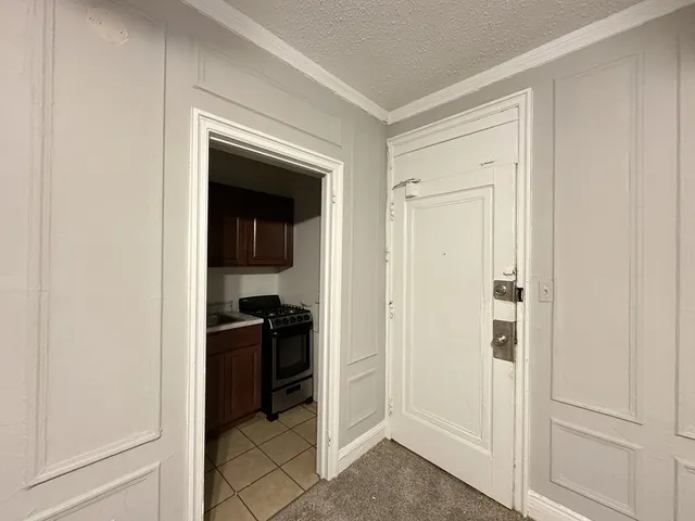 $1,495 | 434 West Wellington Avenue, Unit 304, Chicago, IL 60657