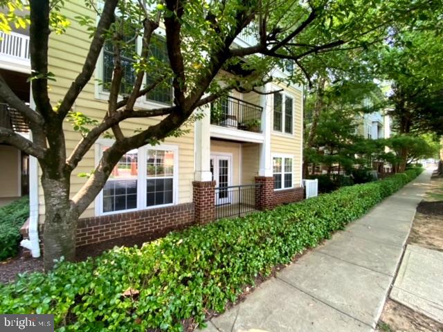 106 Booth Street, Unit 18 Gaithersburg, MD 20878 - Photo 2 of 15