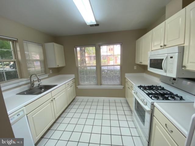 106 Booth Street, Unit 18 Gaithersburg, MD 20878 - Photo 7 of 15