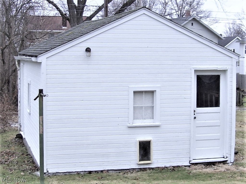 22 South 4th Street Rittman, OH 44270 - Photo 3 of 21