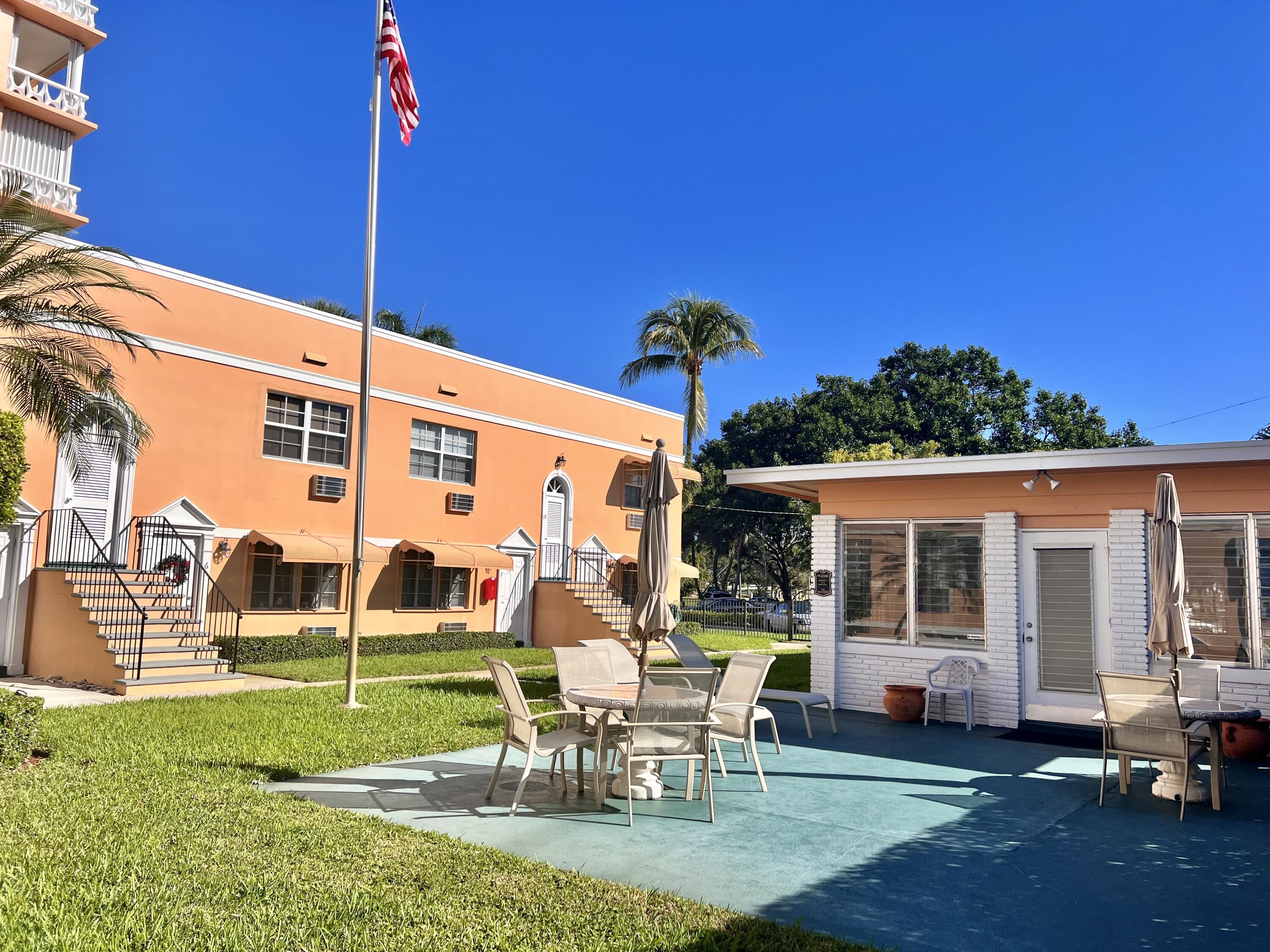 101 South Golfview Road, Unit 1 Lake Worth Beach, FL 33460 - Photo 23 of 47 E6BC64C2-038E-4849-8F4C-0247965F4F58