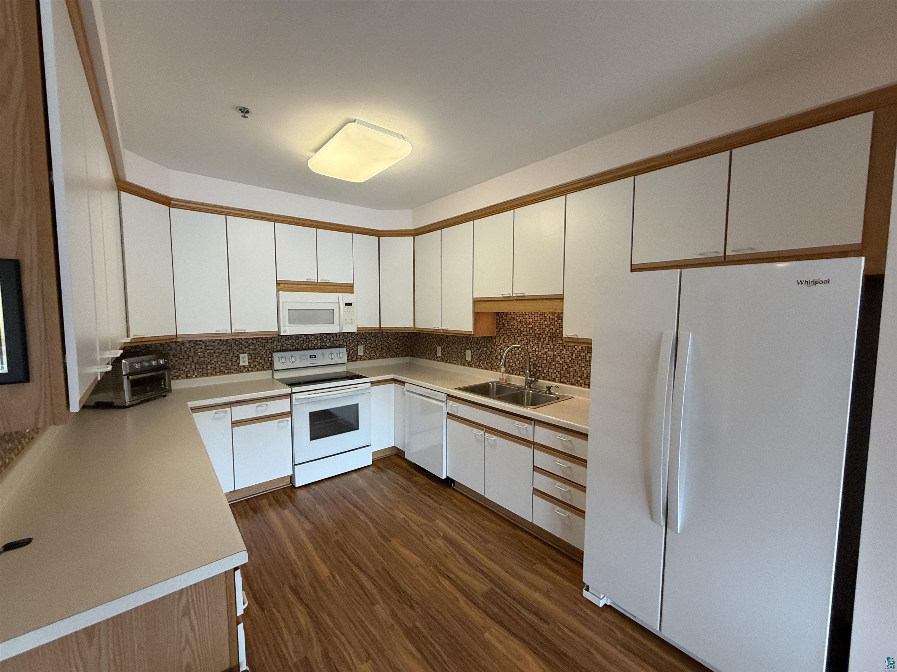 4042 Haines Road, Unit 212 Duluth, MN 55811 - Photo 13 of 28