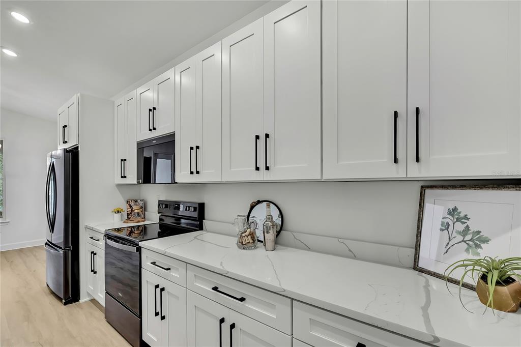 11073 Horned Owl Road Weeki Wachee, FL 34614 - Photo 17 of 53