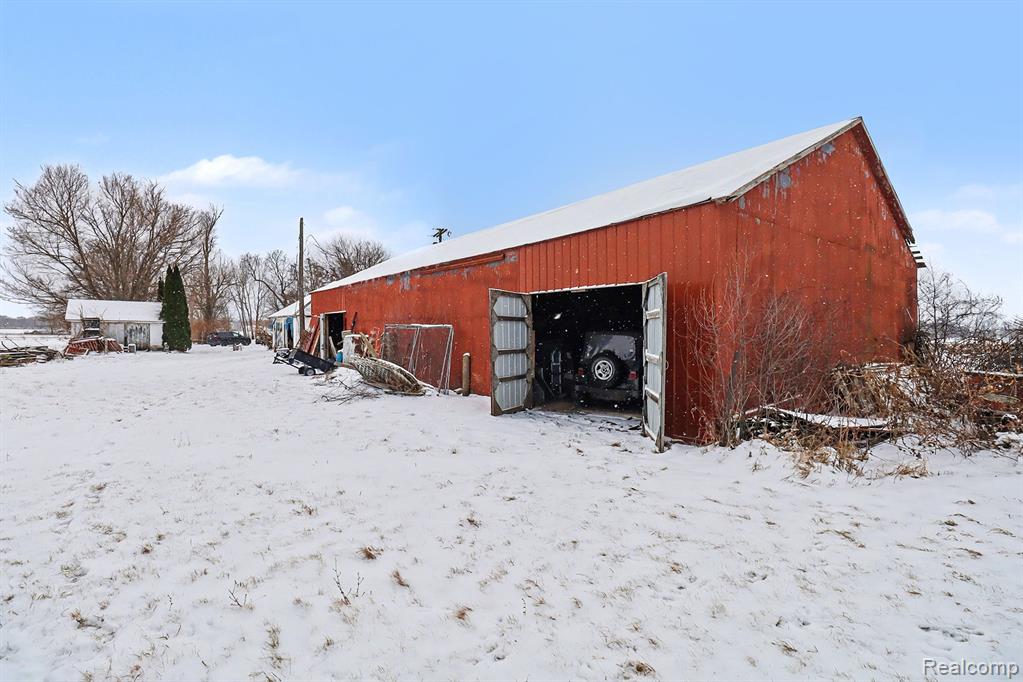 12102 Rolston Road Byron, MI 48418 - Photo 23 of 31