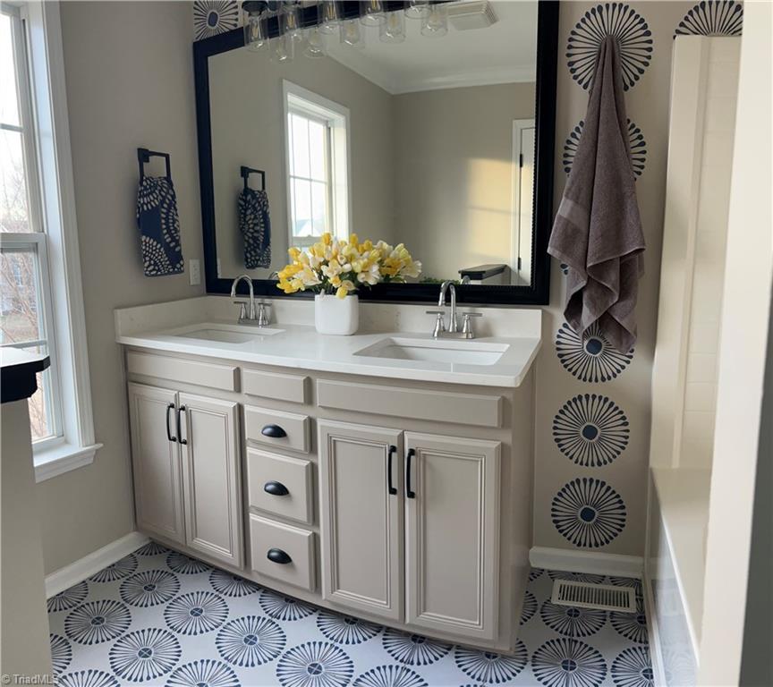 6148 Tory Court High Point, NC 27265 - Photo 9 of 28