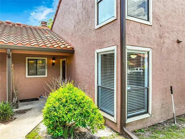 $199,900 | 639 St Johns Court, Unit 639, Winter Park, FL 32792