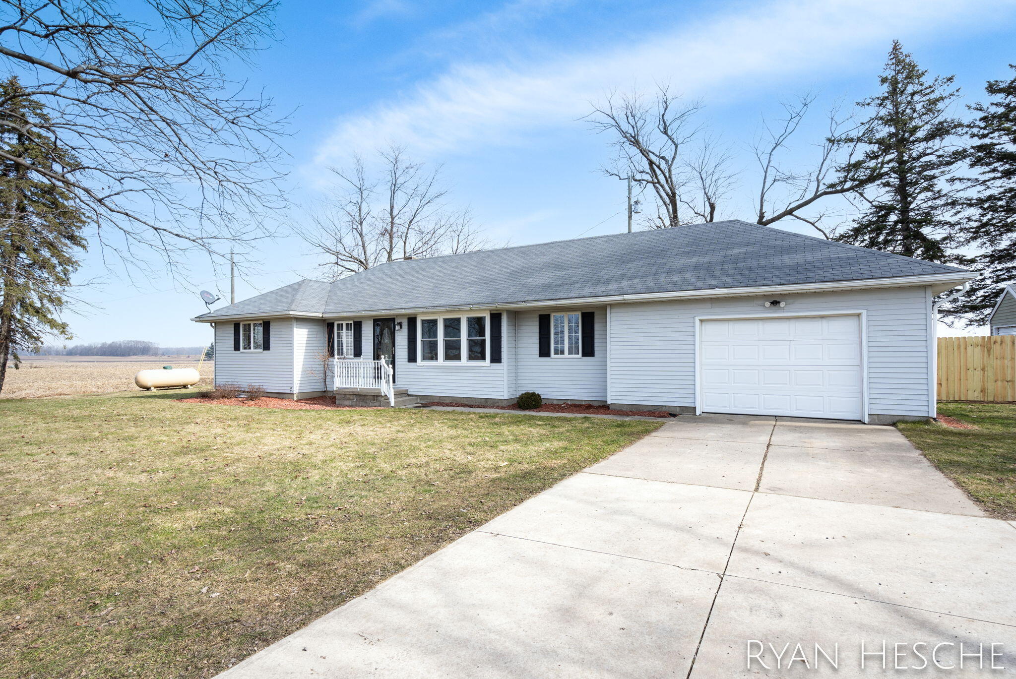 1-web-or-mls-12261 Sunfield-1