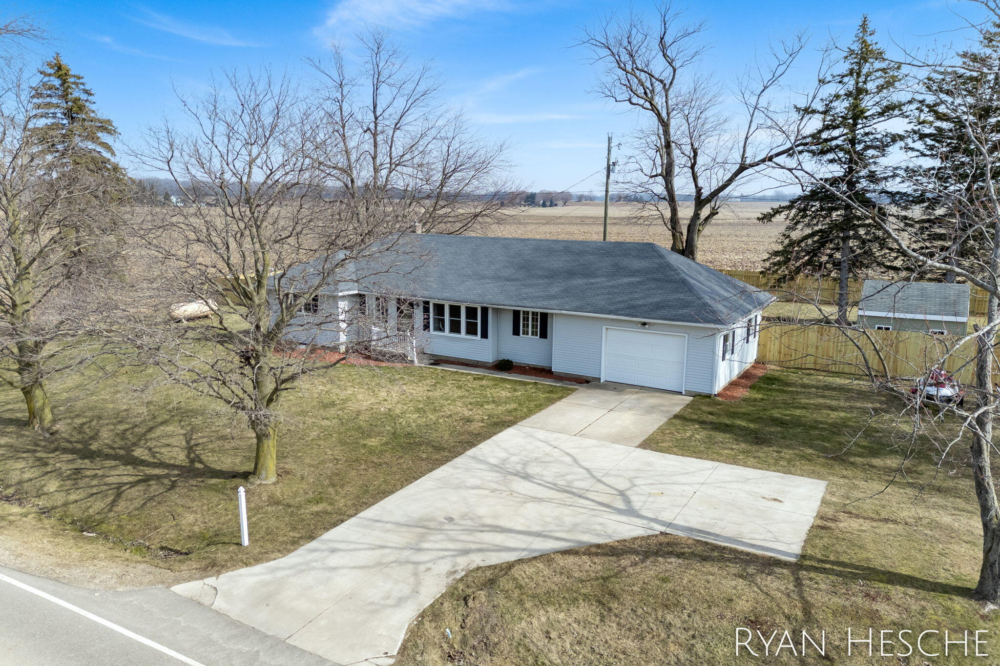 12261 Sunfield Road Sunfield, MI 48890 - Photo 7 of 29 7-web-or-mls-12261 Sunfield-7