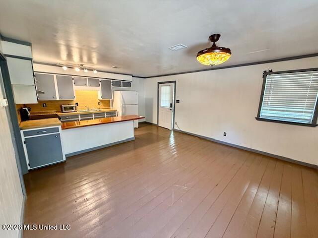 7720 Fountainbleau Road, Unit 3 Ocean Springs, MS 39564 - Photo 2 of 11 IMG_1323