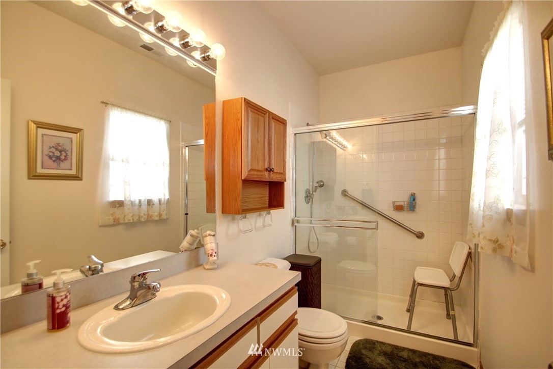 325 North Laventure Road, Unit D Mount Vernon, WA 98273 - Photo 13 of 20 Gallery Image 13