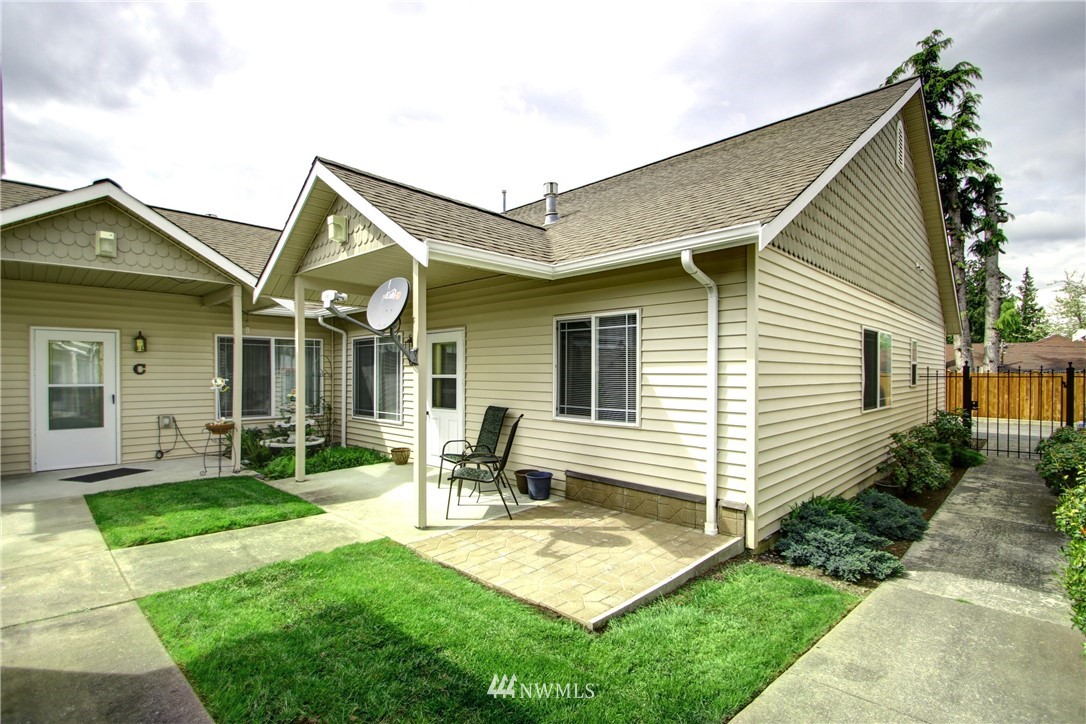 325 North Laventure Road, Unit D Mount Vernon, WA 98273 - Photo 17 of 20 Gallery Image 17