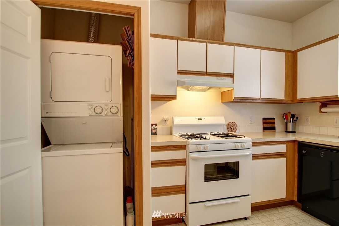 325 North Laventure Road, Unit D Mount Vernon, WA 98273 - Photo 10 of 20 Gallery Image 10