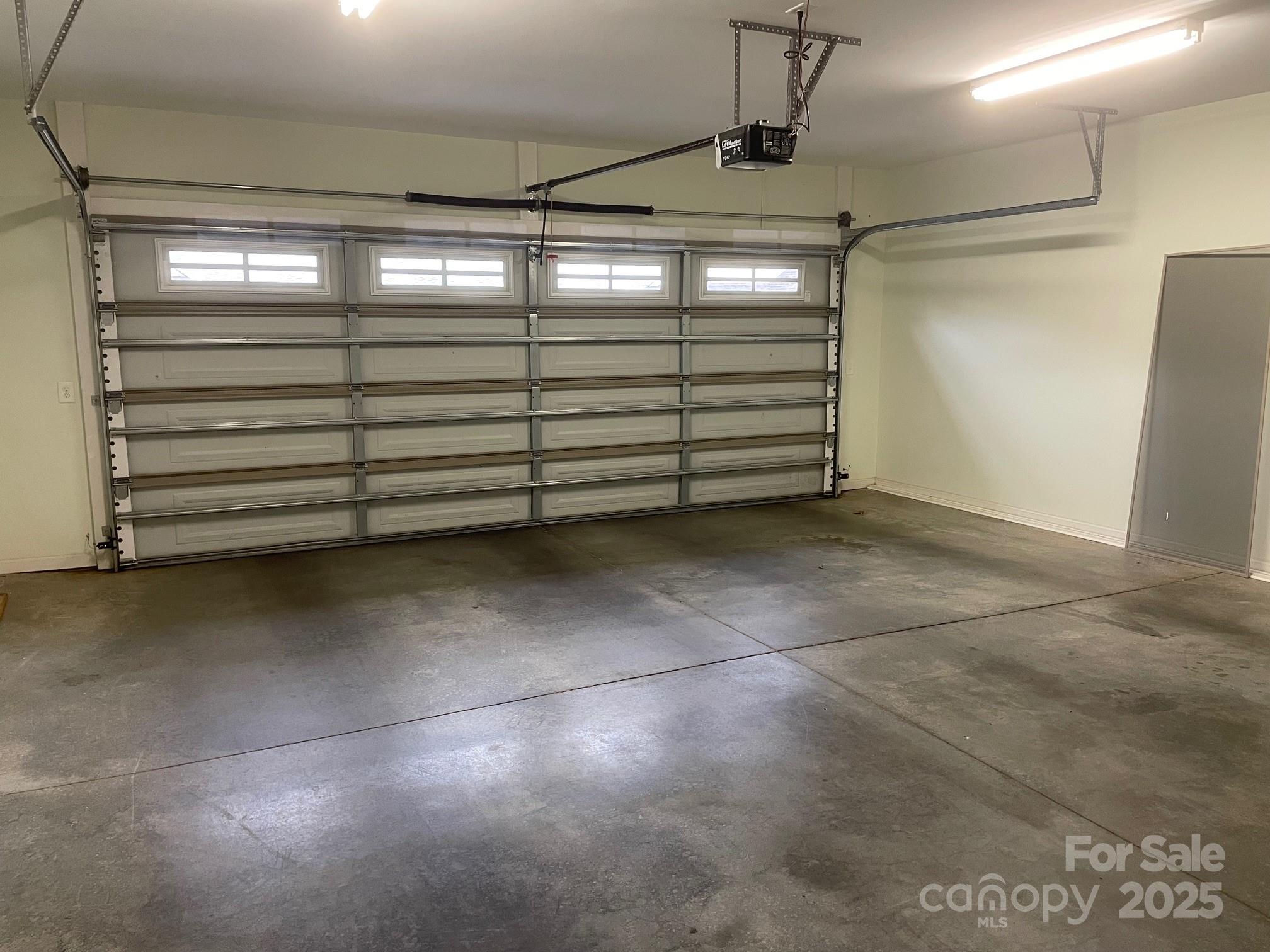 481 26th Avenue Northeast Hickory, NC 28601 - Photo 30 of 35