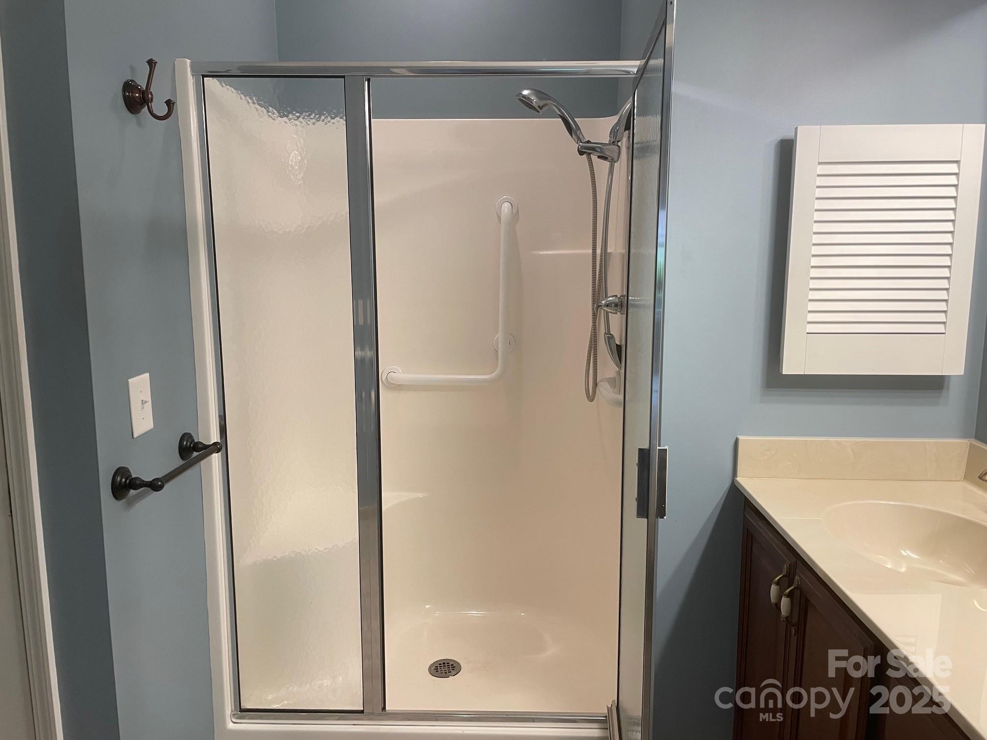 481 26th Avenue Northeast Hickory, NC 28601 - Photo 8 of 35