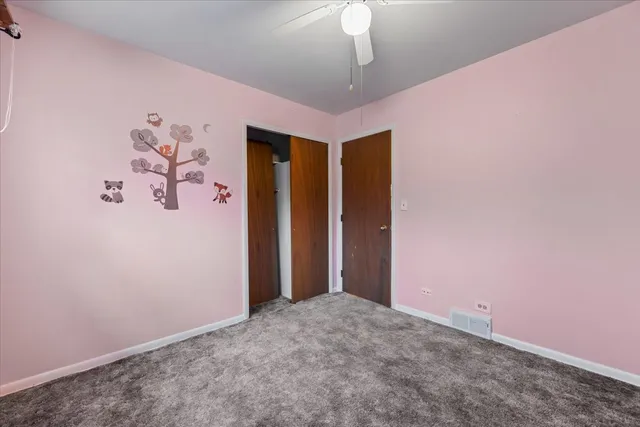 $349,900 | 35W240 Crescent Drive, Dundee, IL 60102