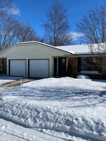 $214,900 | 75 Old Mill Drive, Unit 21, Holland, MI 49423