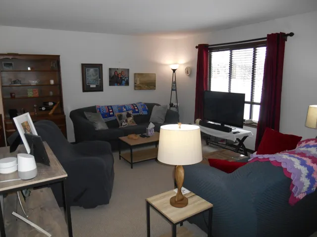 $214,900 | 75 Old Mill Drive, Unit 21, Holland, MI 49423
