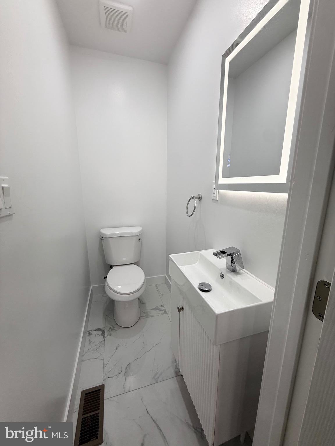 514 Winton Street Philadelphia, PA 19148 - Photo 9 of 22