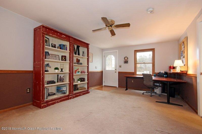 663 Adelphia Road Freehold, NJ 07728 - Photo 17 of 39 167271568_8W6Obsoc