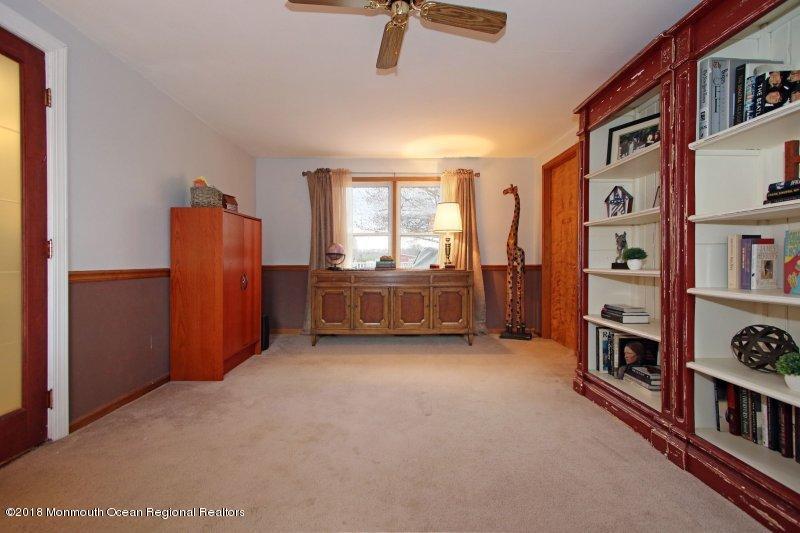 663 Adelphia Road Freehold, NJ 07728 - Photo 18 of 39 167271569_20ujr6g2