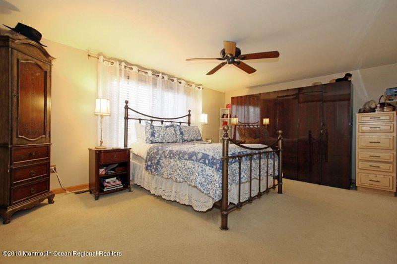 663 Adelphia Road Freehold, NJ 07728 - Photo 19 of 39 167271572_65RMVWE3