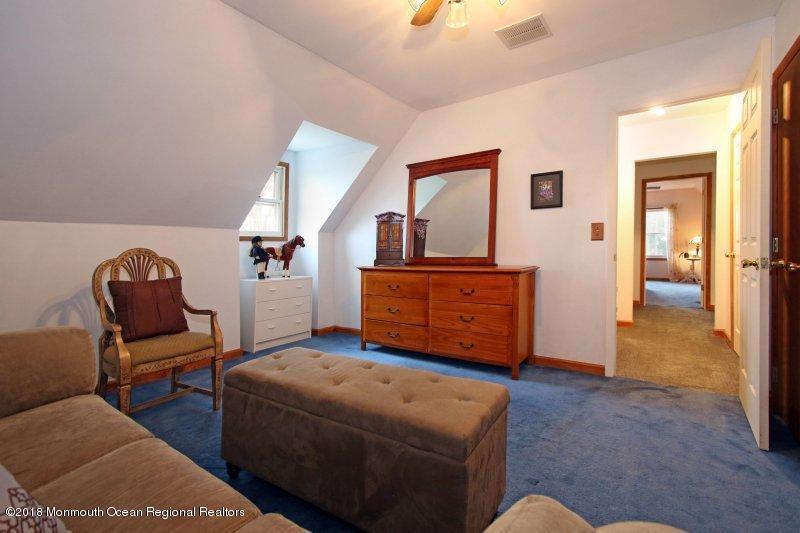 663 Adelphia Road Freehold, NJ 07728 - Photo 24 of 39 167271578_t3I3KCij