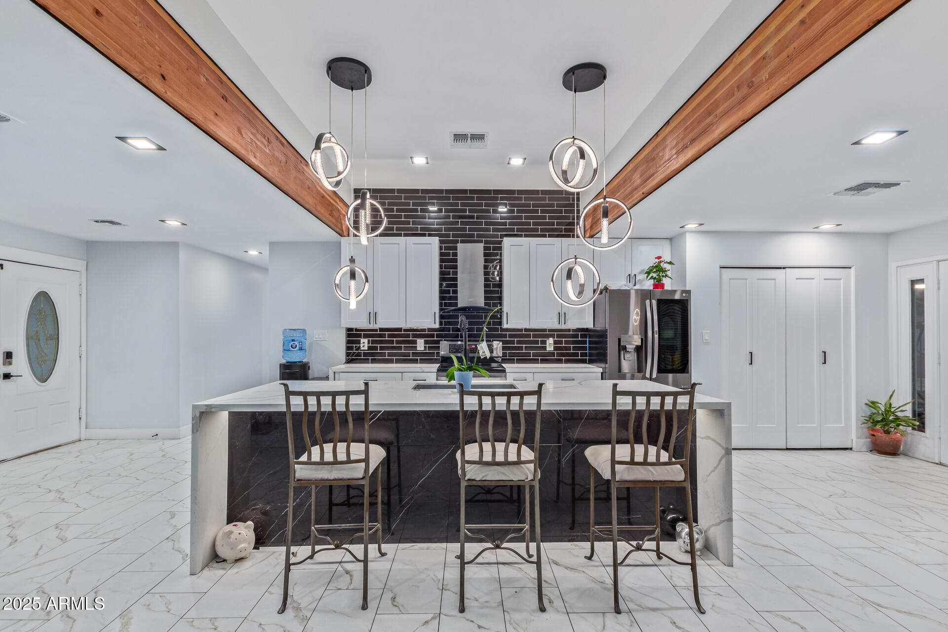 2037 East Riviera Drive Tempe, AZ 85282 - Photo 5 of 45 Kitchen