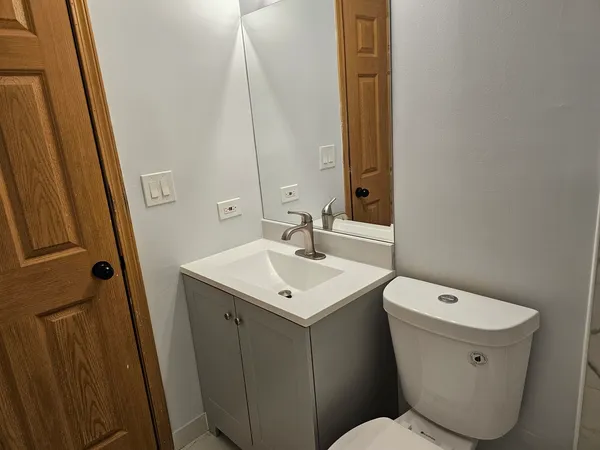 $3,100 | 1016 Concord Drive, Bartlett, IL 60103