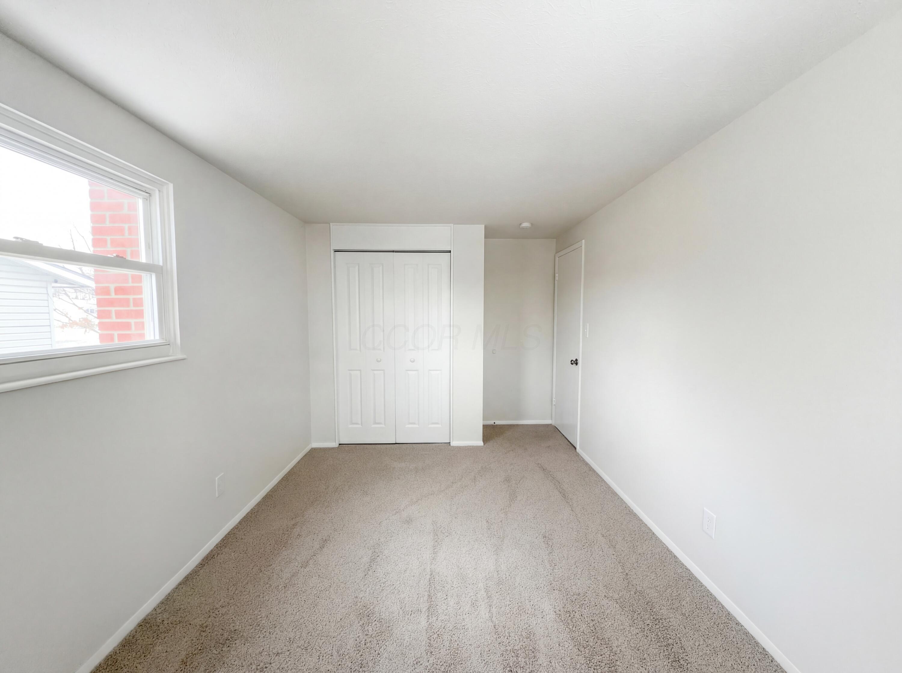 3859 Briggs Road Columbus, OH 43228 - Photo 11 of 18