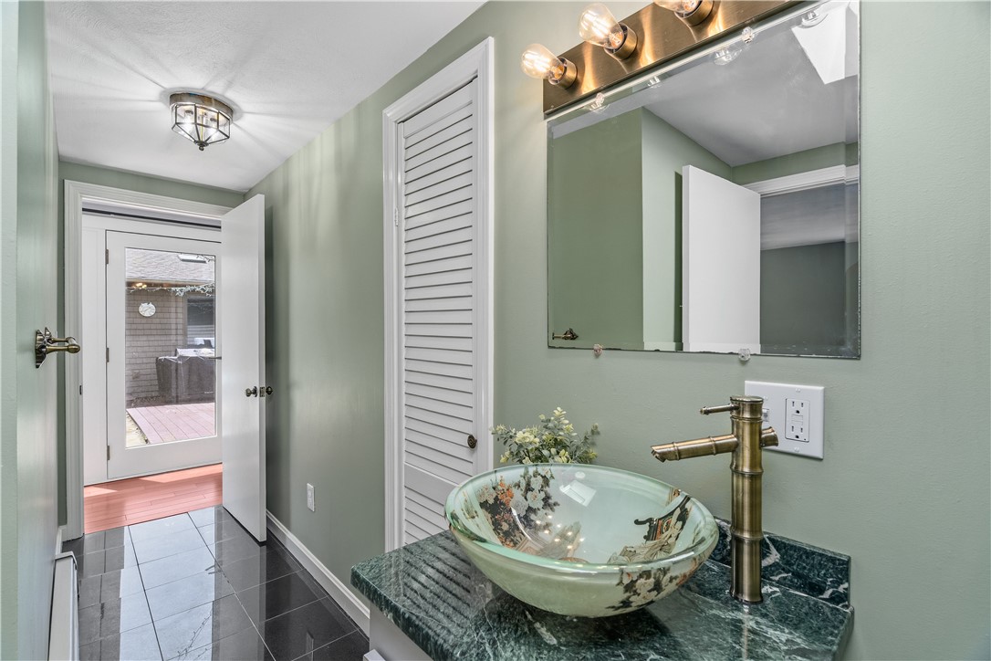 32 Ridge Road Bristol, RI 02809 - Photo 21 of 39