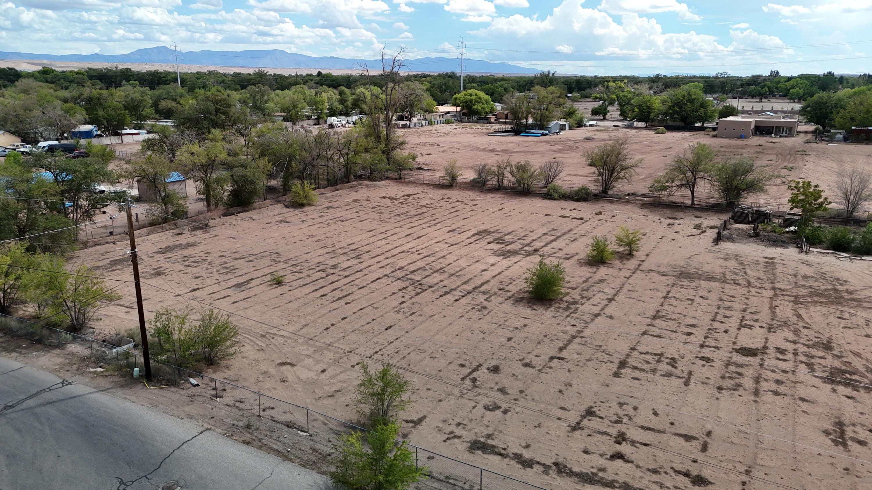 2406 Sunshine Road Southwest Albuquerque, NM 87105 - Photo 10 of 14 Gallery Image 10