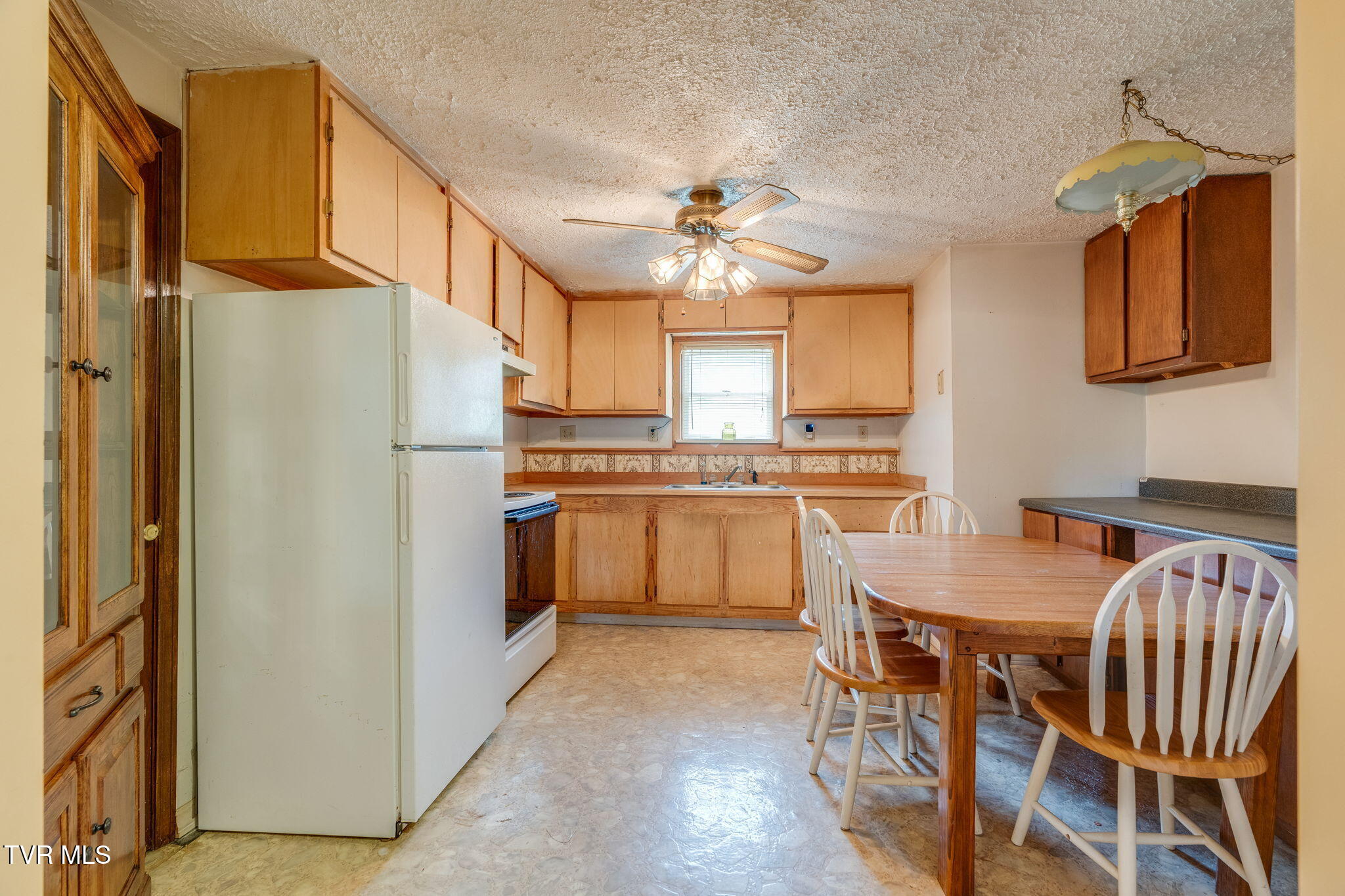 132 Old Country Road Church Hill, TN 37642 - Photo 22 of 46 22O