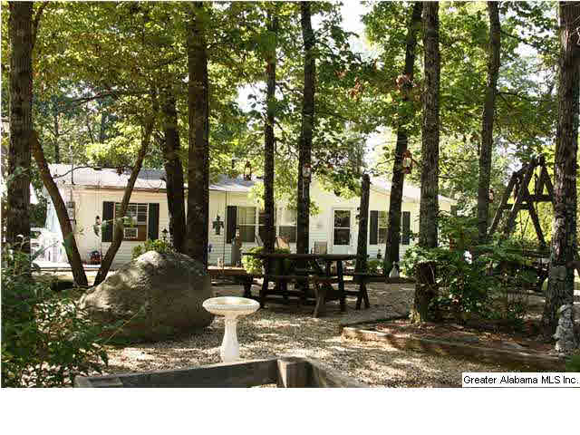 1040 Lynch Lake Road Odenville, AL 35120 - Photo 2 of 30