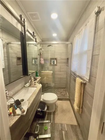 $240,000 | 16020 South 1200th Road, Nevada, MO 64772