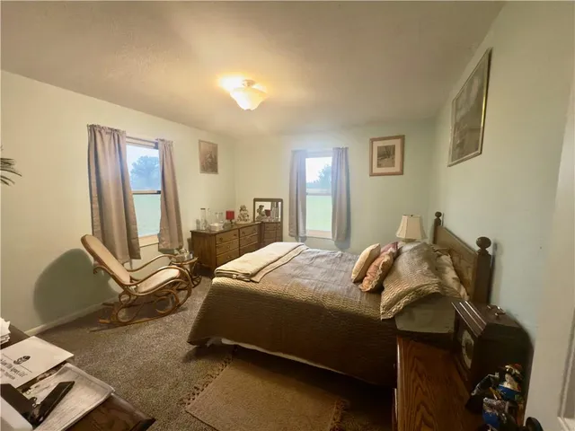 $240,000 | 16020 South 1200th Road, Nevada, MO 64772