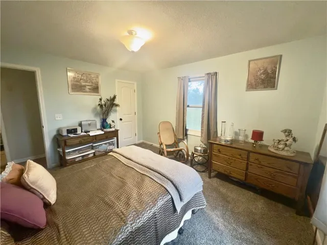 $240,000 | 16020 South 1200th Road, Nevada, MO 64772