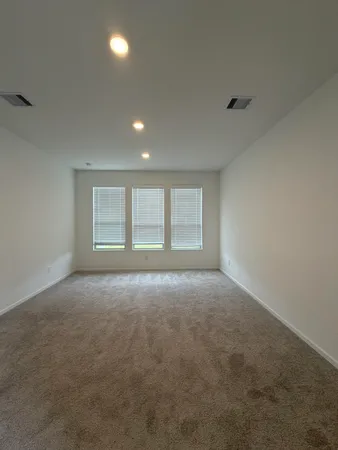 $2,750 | 9807 Keystone Meadows, Baytown, TX 77521