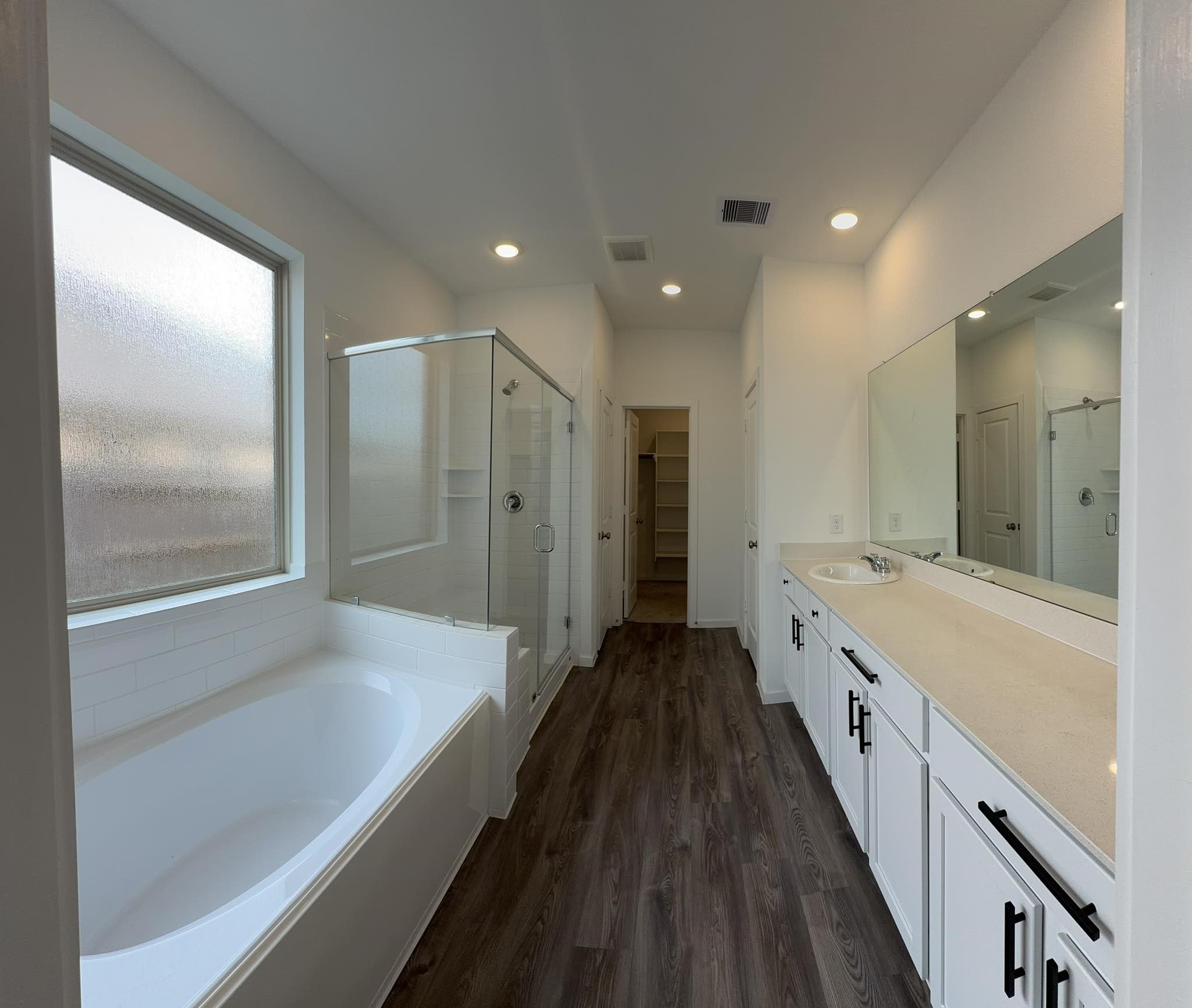 9807 Keystone Meadows Baytown, TX 77521 - Photo 19 of 44 Primary Bathroom Downstairs