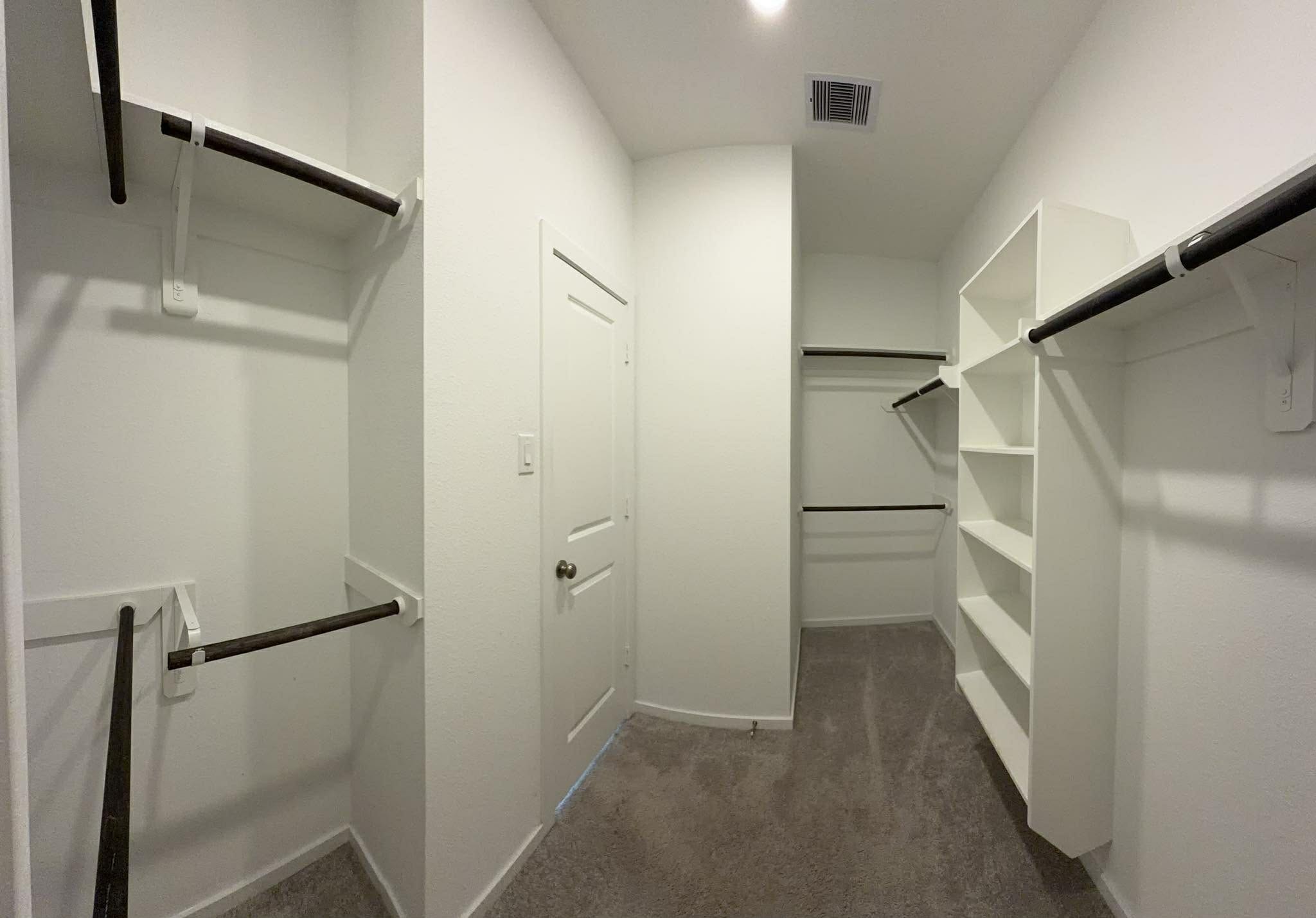 9807 Keystone Meadows Baytown, TX 77521 - Photo 21 of 44 Primary Closets