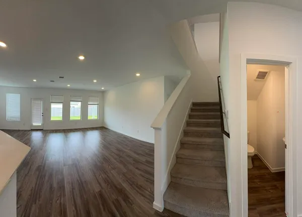 $2,750 | 9807 Keystone Meadows, Baytown, TX 77521