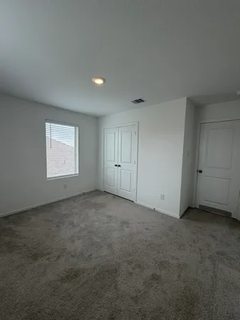 $2,750 | 9807 Keystone Meadows, Baytown, TX 77521