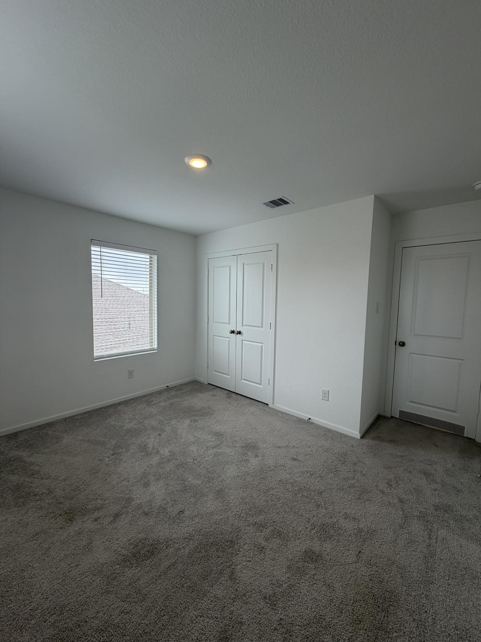 9807 Keystone Meadows Baytown, TX 77521 - Photo 29 of 44 2nd Bedroom Upstairs on the Study Room Area