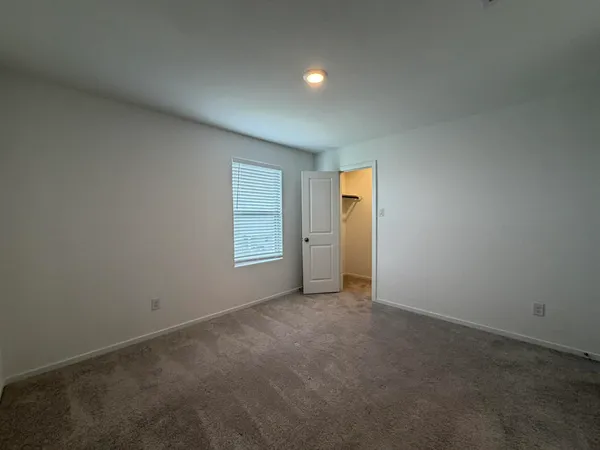 $2,750 | 9807 Keystone Meadows, Baytown, TX 77521