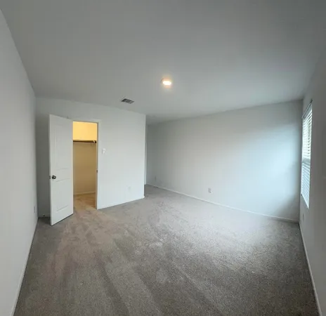 $2,750 | 9807 Keystone Meadows, Baytown, TX 77521