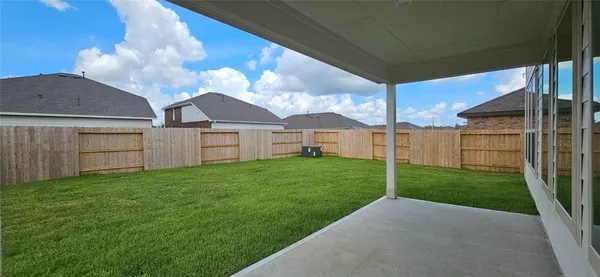 $2,750 | 9807 Keystone Meadows, Baytown, TX 77521