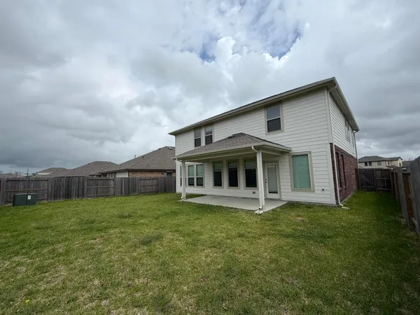 $2,750 | 9807 Keystone Meadows, Baytown, TX 77521